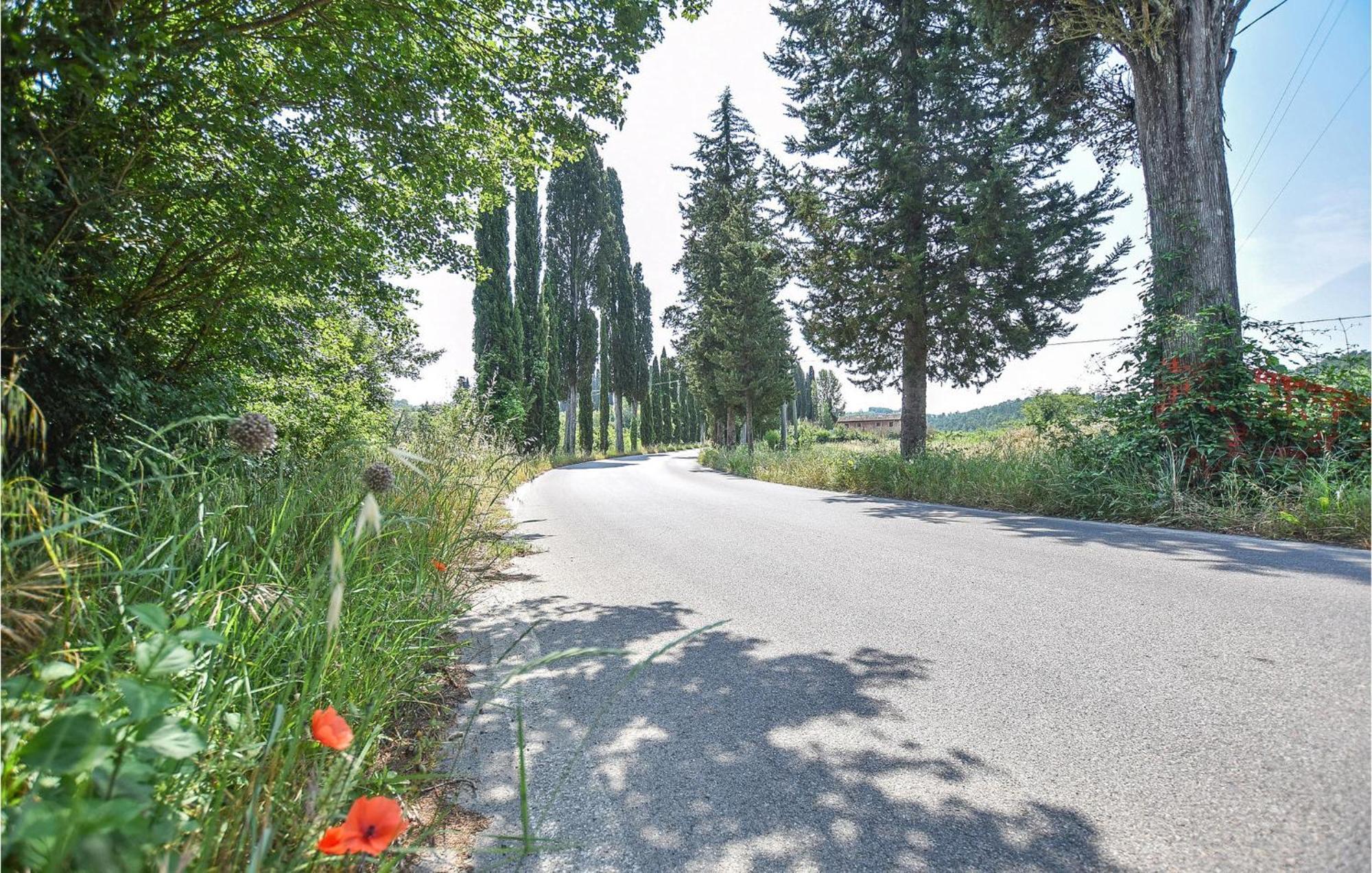 Awesome Home In Montefoscoli With Wifi Exterior foto