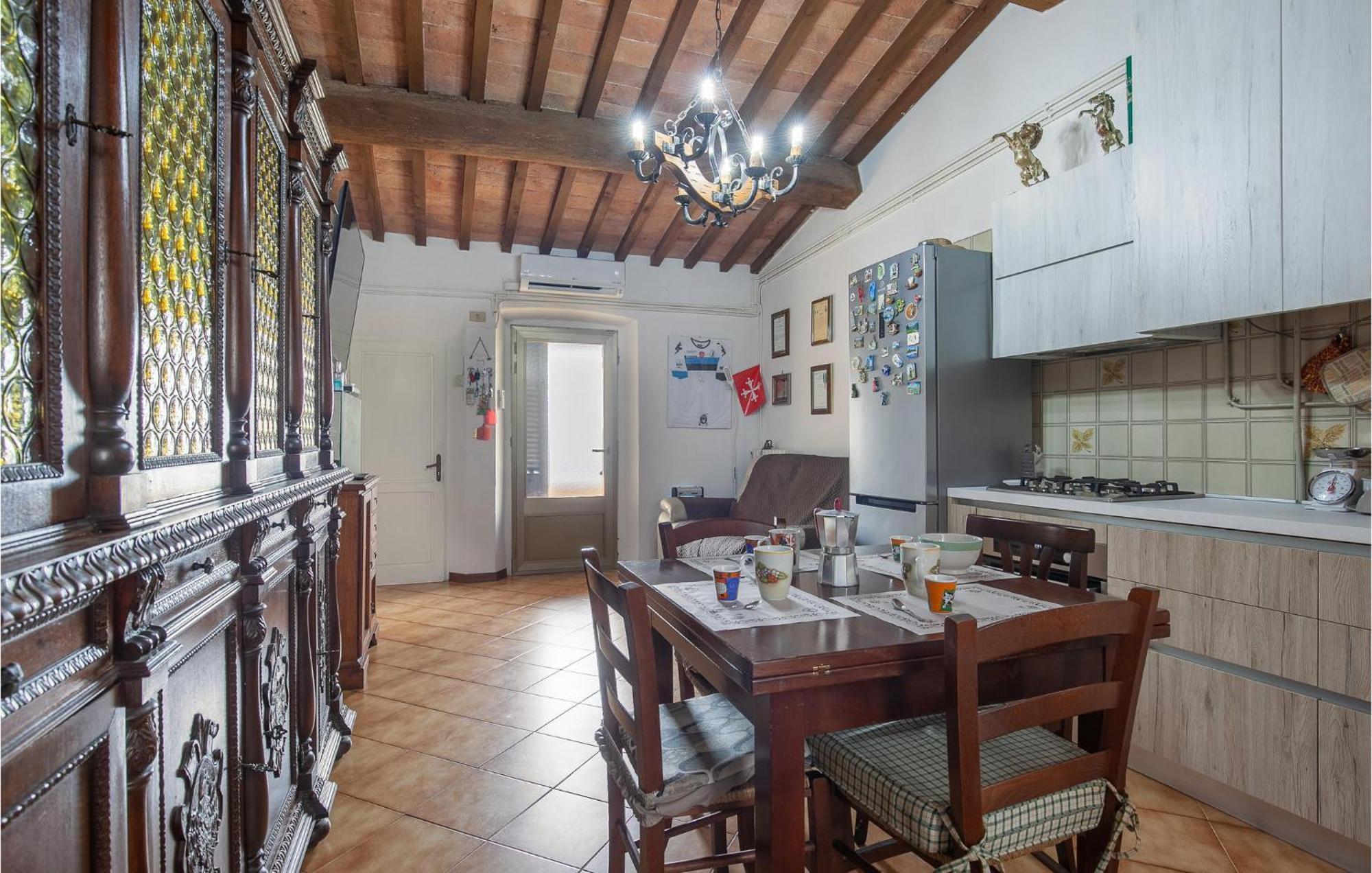 Awesome Home In Montefoscoli With Wifi Exterior foto